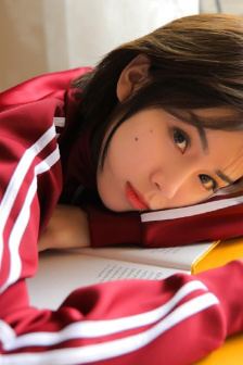 楼上女邻居